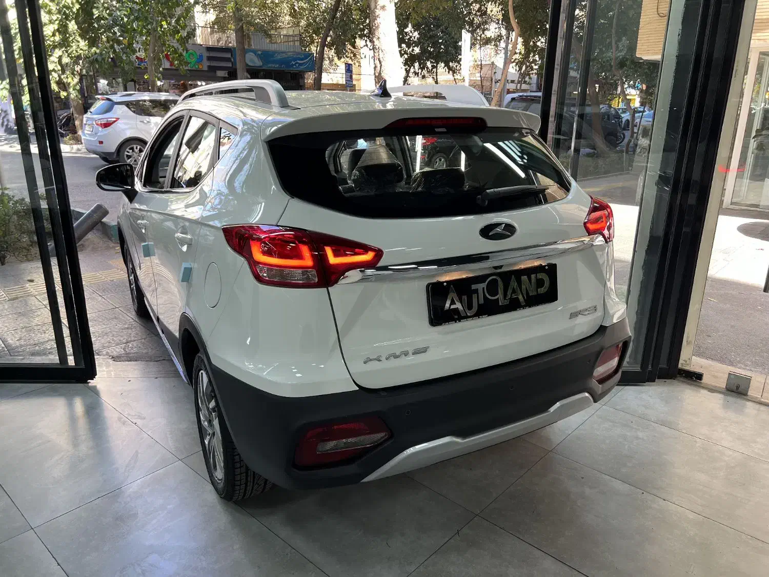 جک SR3 سفید صفر AutoLand|خودرو سواری و وانت|اصفهان, جلفا|دیوار