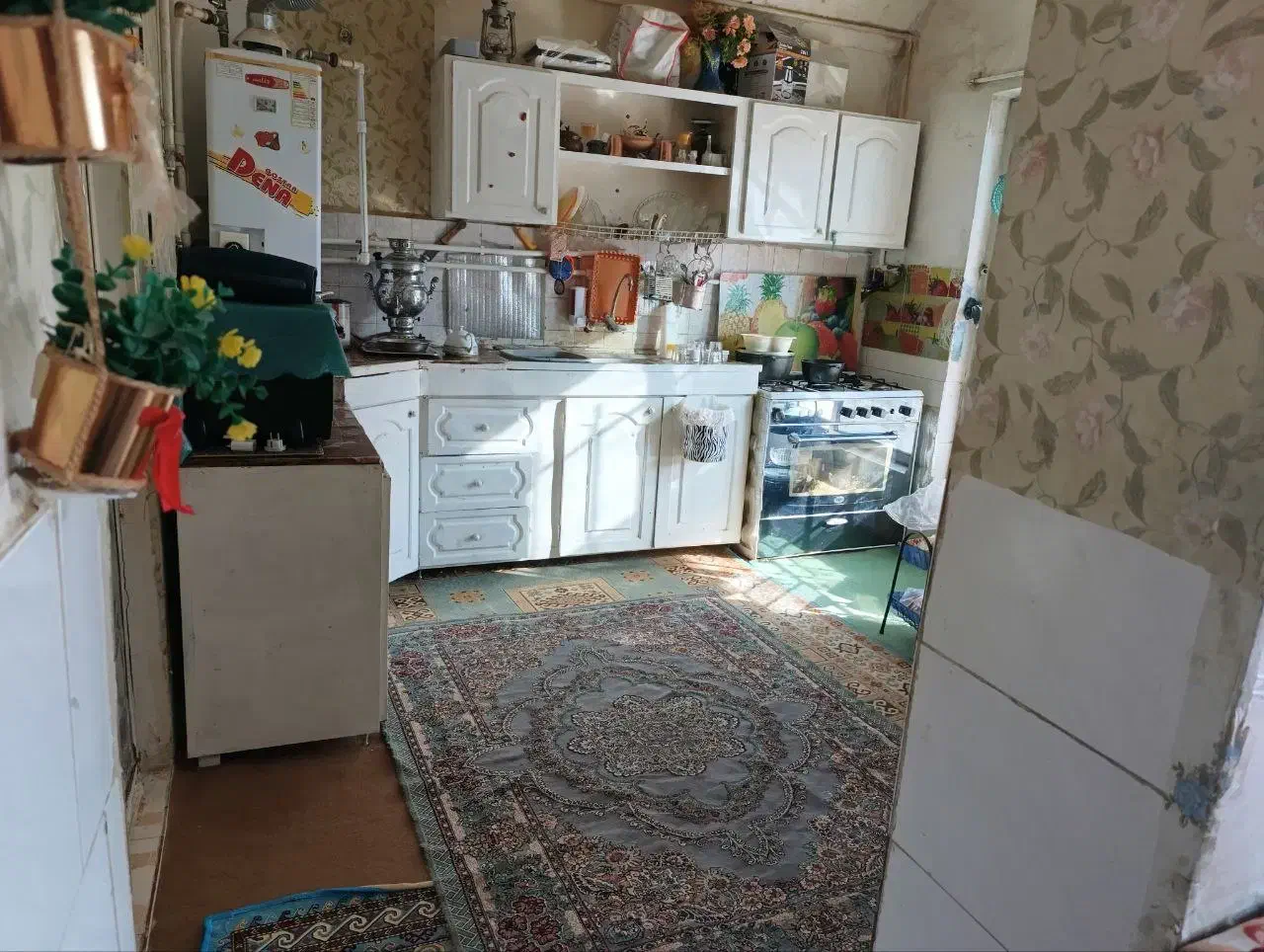 فروش خانه ویلایی حیاط دار بزرگ|فروش خانه و ویلا|شهرضا, |دیوار