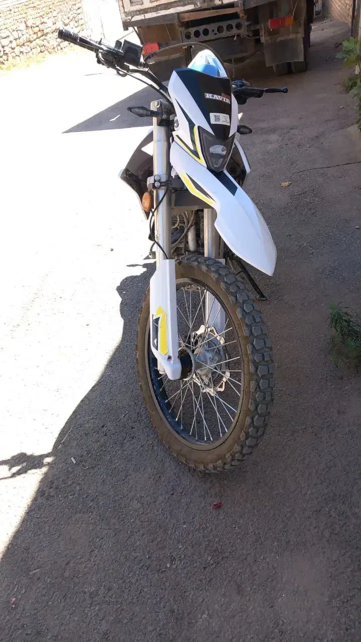 تریل تی فور کویر 200|موتورسیکلت|سمیرم, |دیوار