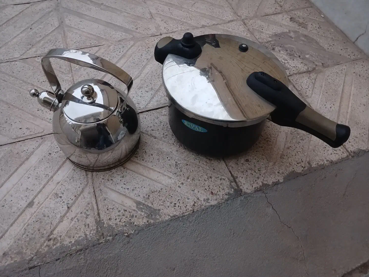 تعدادی لوازم|حراج|یزد, |دیوار