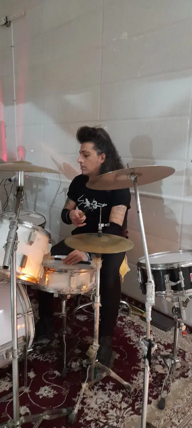 نوازنده تمام ساز های کوبه ای و درامز|خدمات پذیرایی، مراسم|ملارد, |دیوار