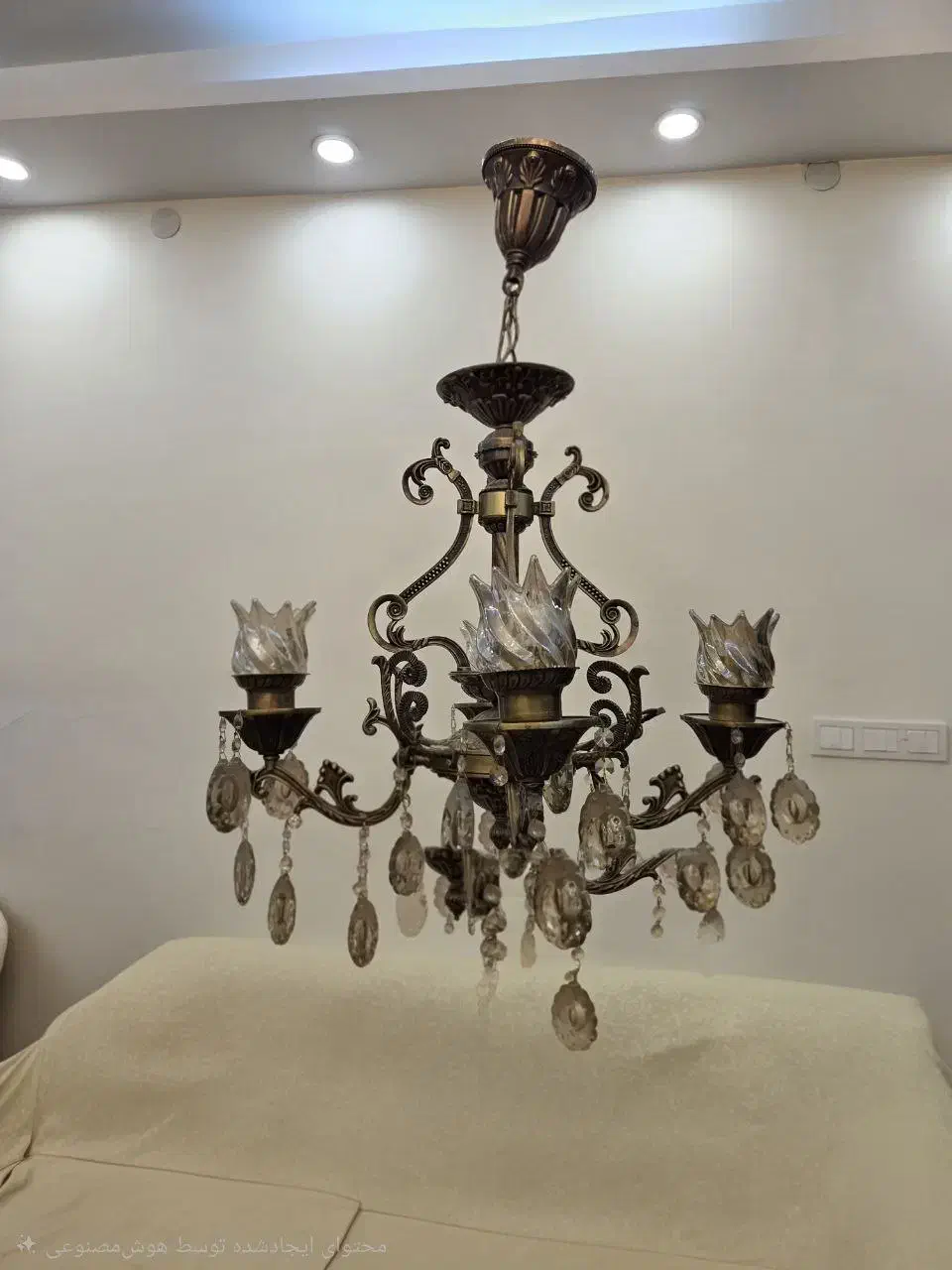 لوستر ۴ شاخه برنزی|لوستر و چراغ آویز|تهران, لویزان|دیوار