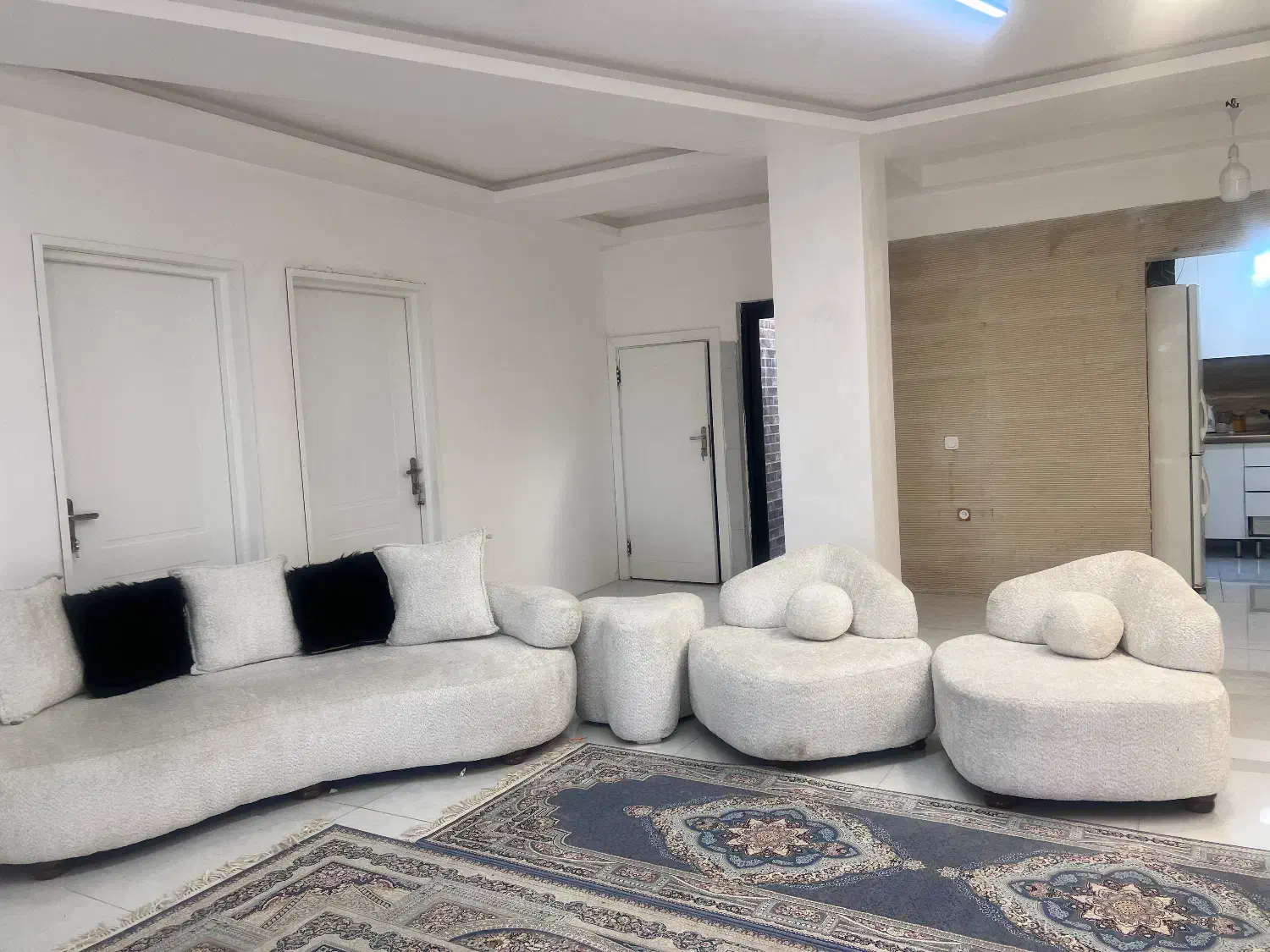 مبل راحتی مدرن ۸نفره|مبلمان خانگی و میز عسلی|بم, |دیوار