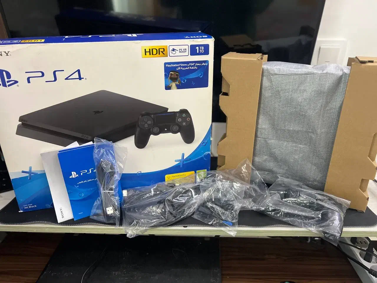 ps4 slim کپی خور بسیار تمیز در حد آکبند|کنسول، بازی ویدئویی و آنلاین|سرخرود, |دیوار