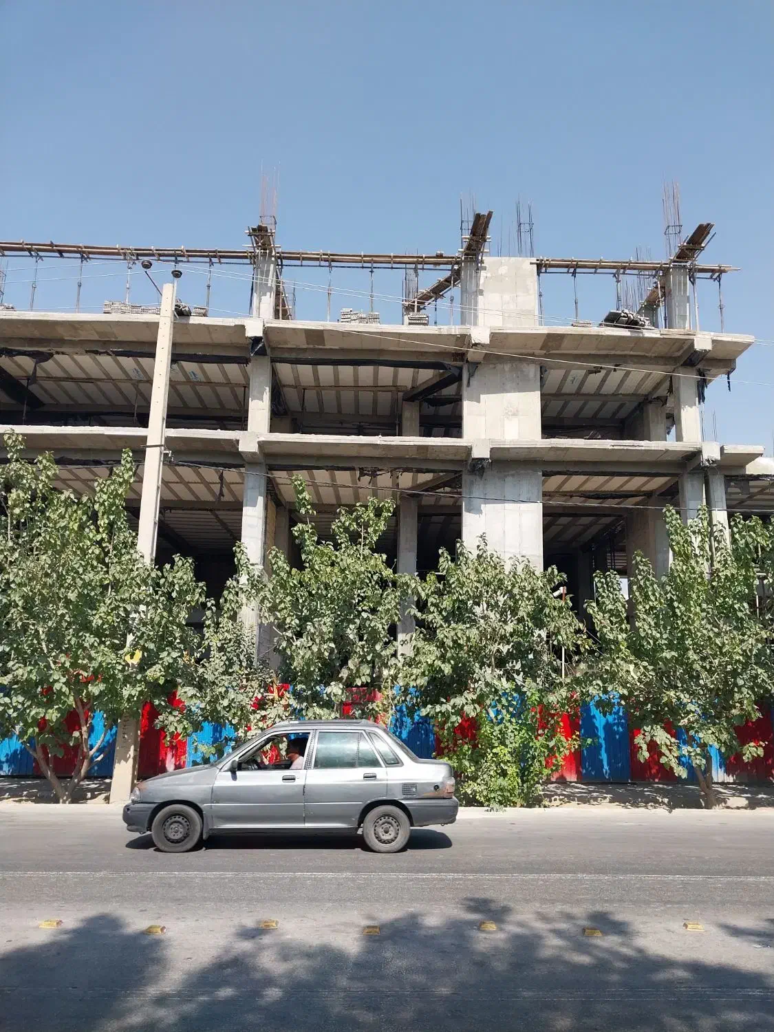 پیش فروش یک باب مغازه 70 متری|پیش‌فروش املاک|شیراز, دشت چنار|دیوار