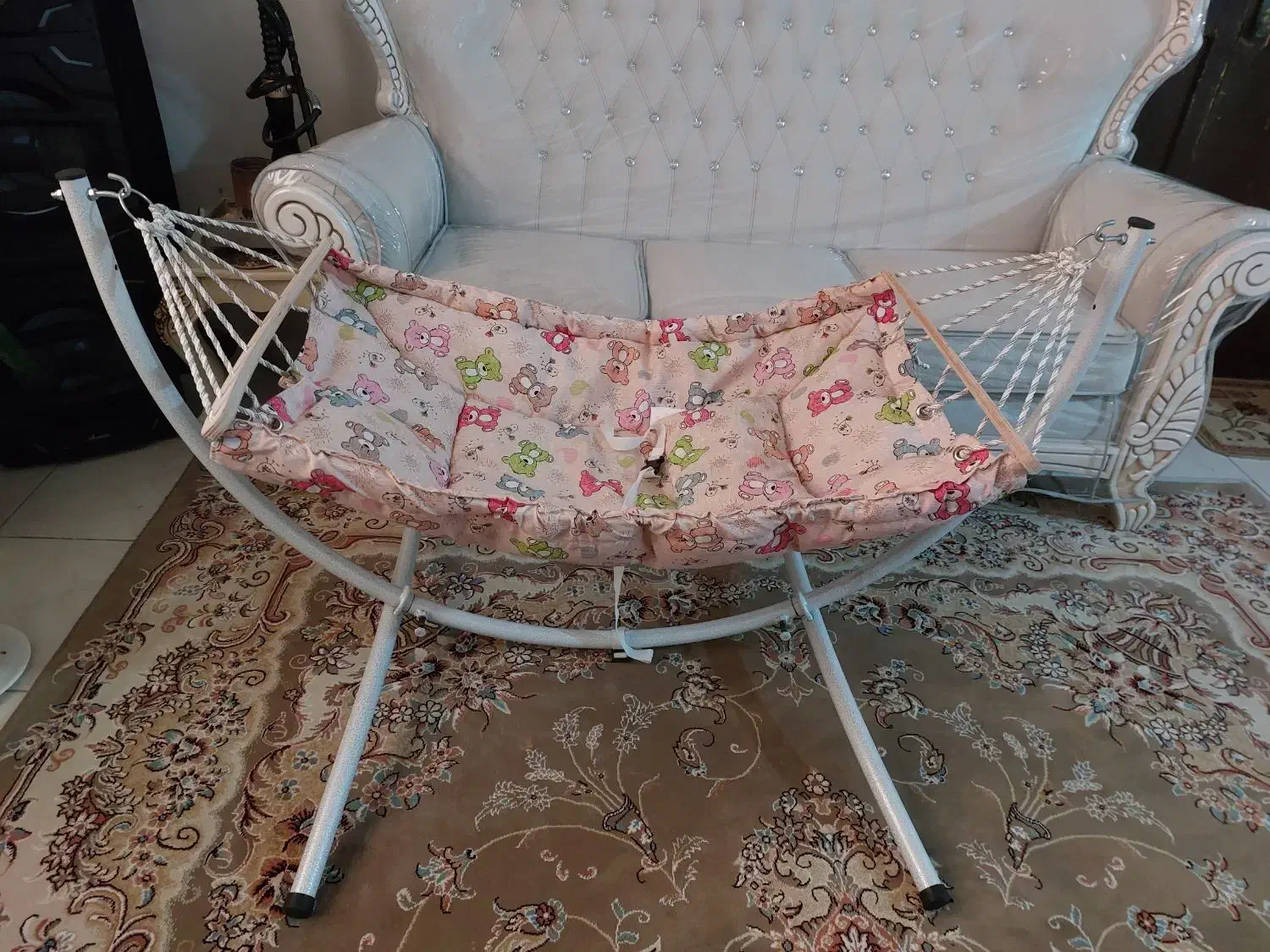 گهواره یا نی نی لای لای|تخت و صندلی بچه|ساوه, |دیوار