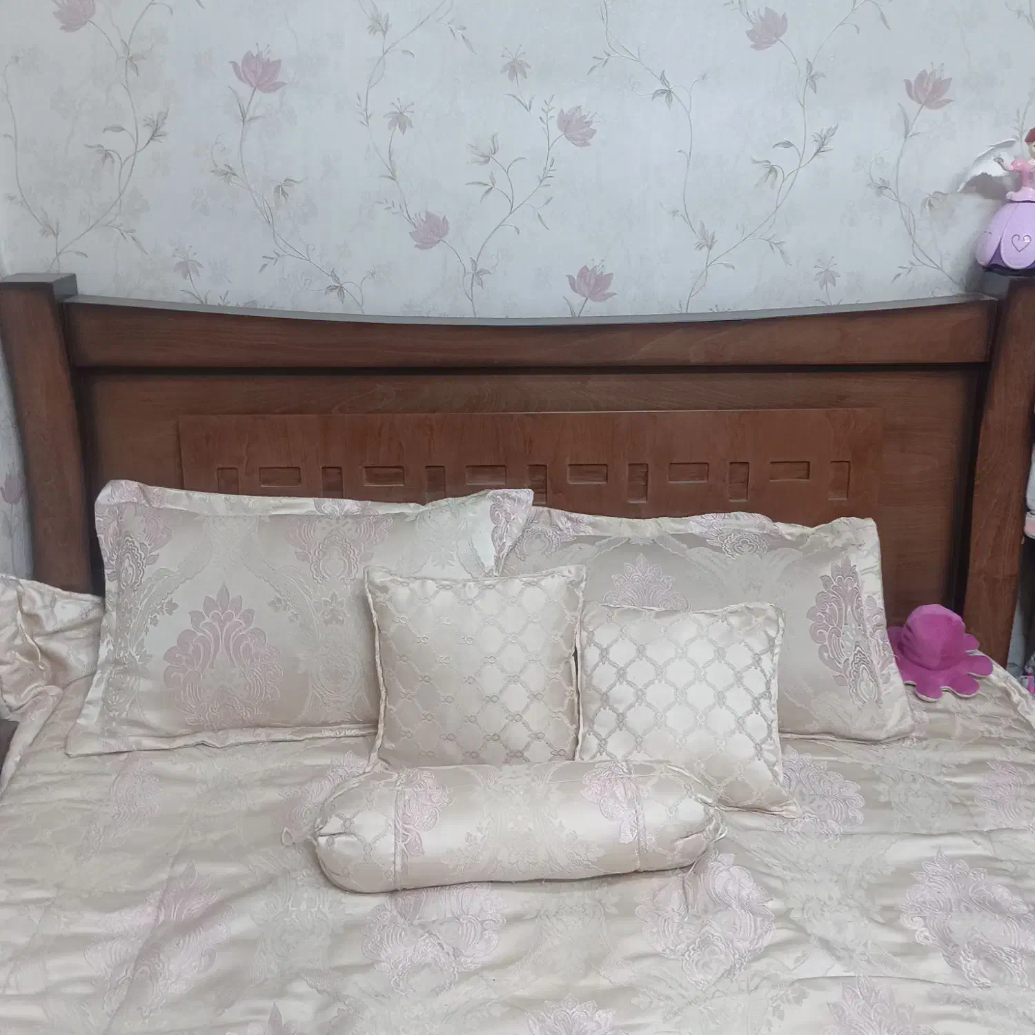 تخت خواب دونفره|تخت و سرویس خواب|قرچک, زیبا شهر|دیوار