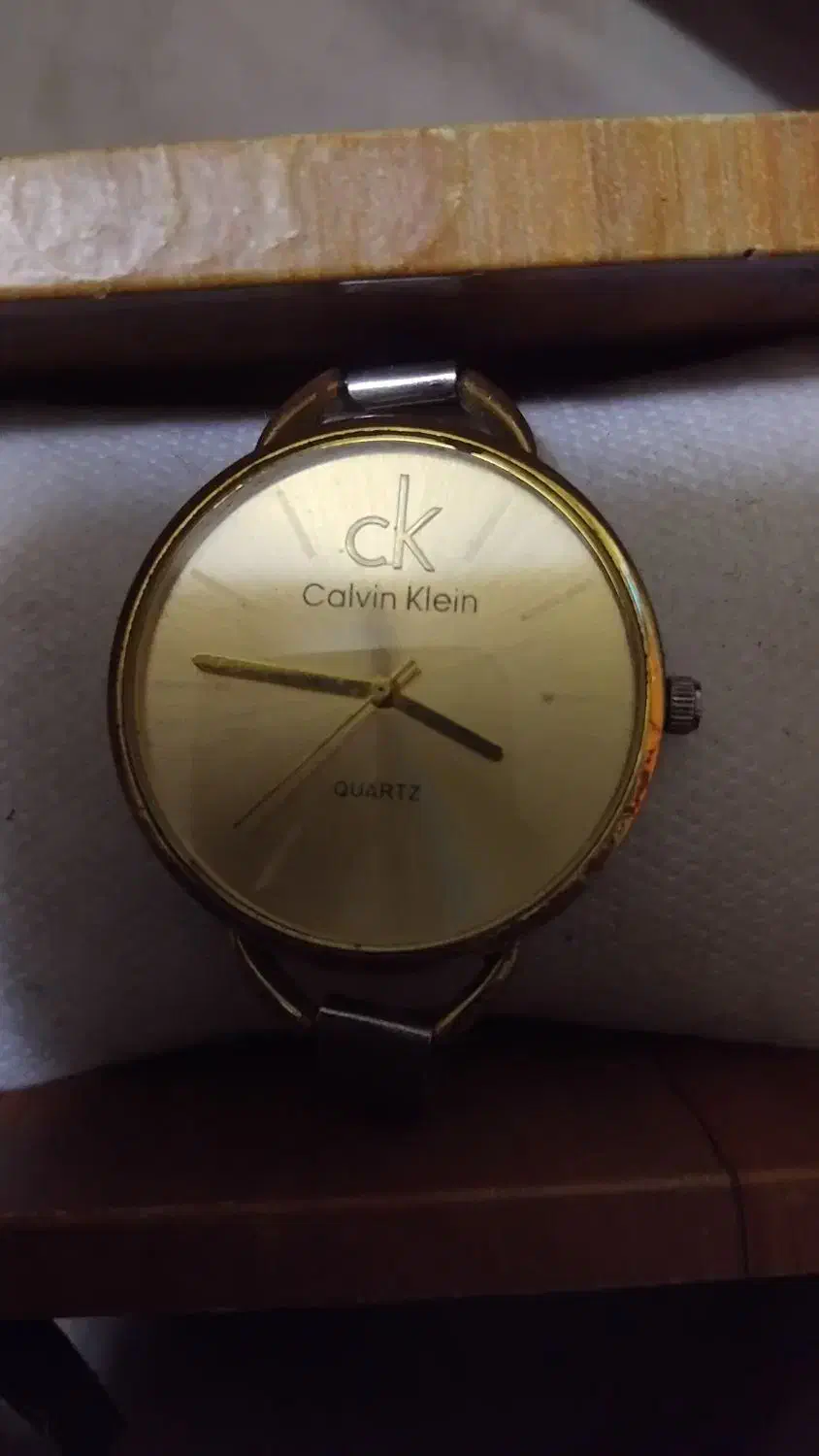 یک عدد ساعت زنانه QUARTZ مدل  Calvin Clein|ساعت|همدان, |دیوار