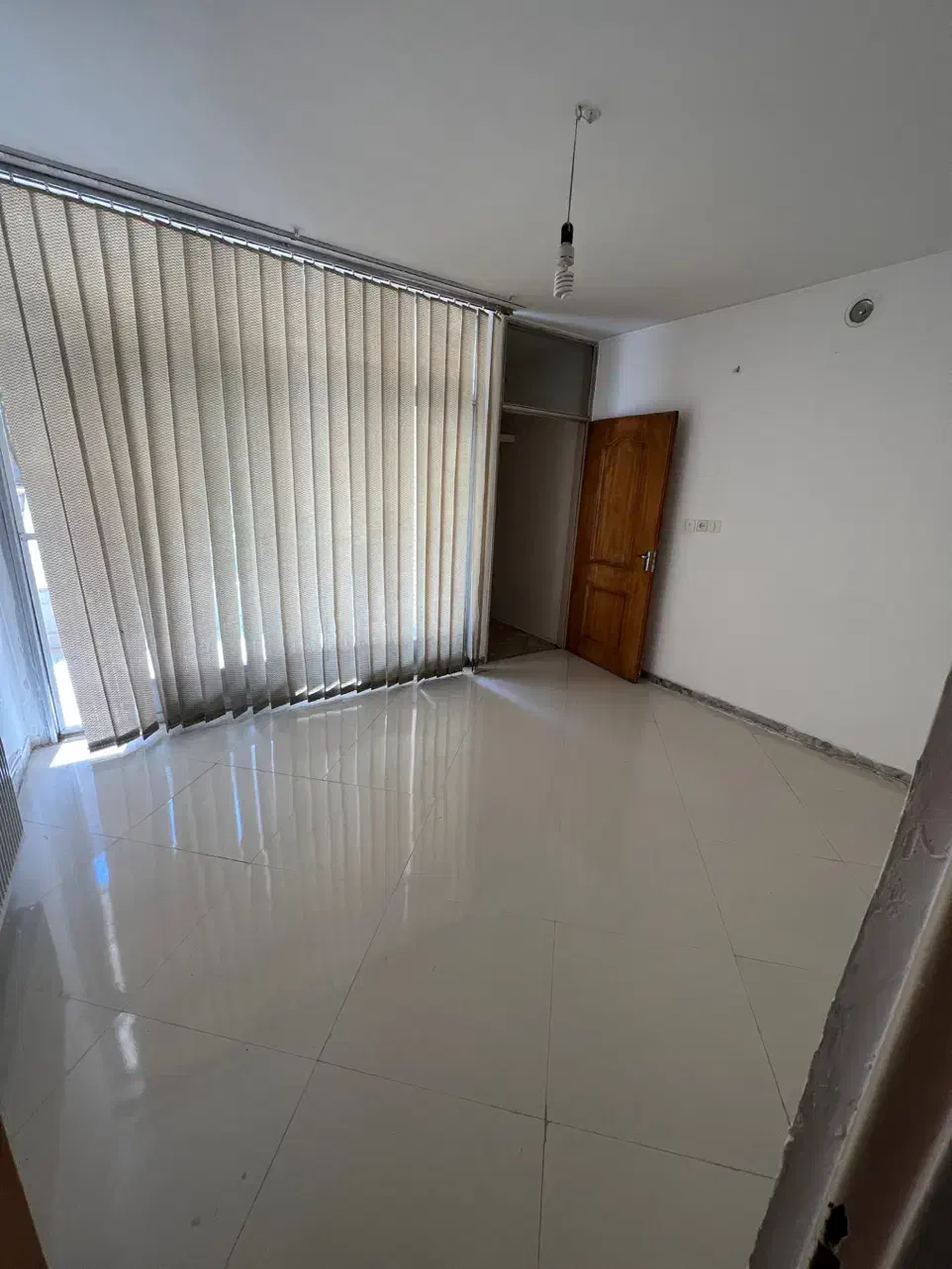 راه مجزا۱۵۰ متری رباط سوم مطهری|اجارهٔ آپارتمان|اصفهان, ملکشهر|دیوار