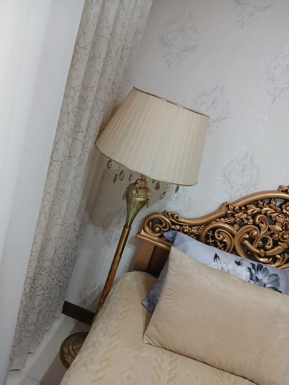 دوعدیوارکوب باکارادنوویک کنارسالنی|چراغ خواب و آباژور|صفادشت, |دیوار