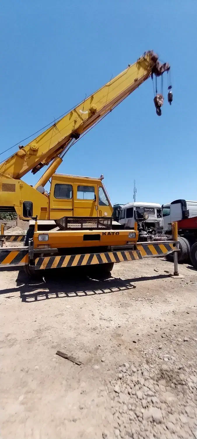 جرثقیل ۲۵تن کاتو مدل ۹۳ سندی ۲۰۱۵|خودرو سنگین|اهواز, کوی فرهنگیان ۲|دیوار