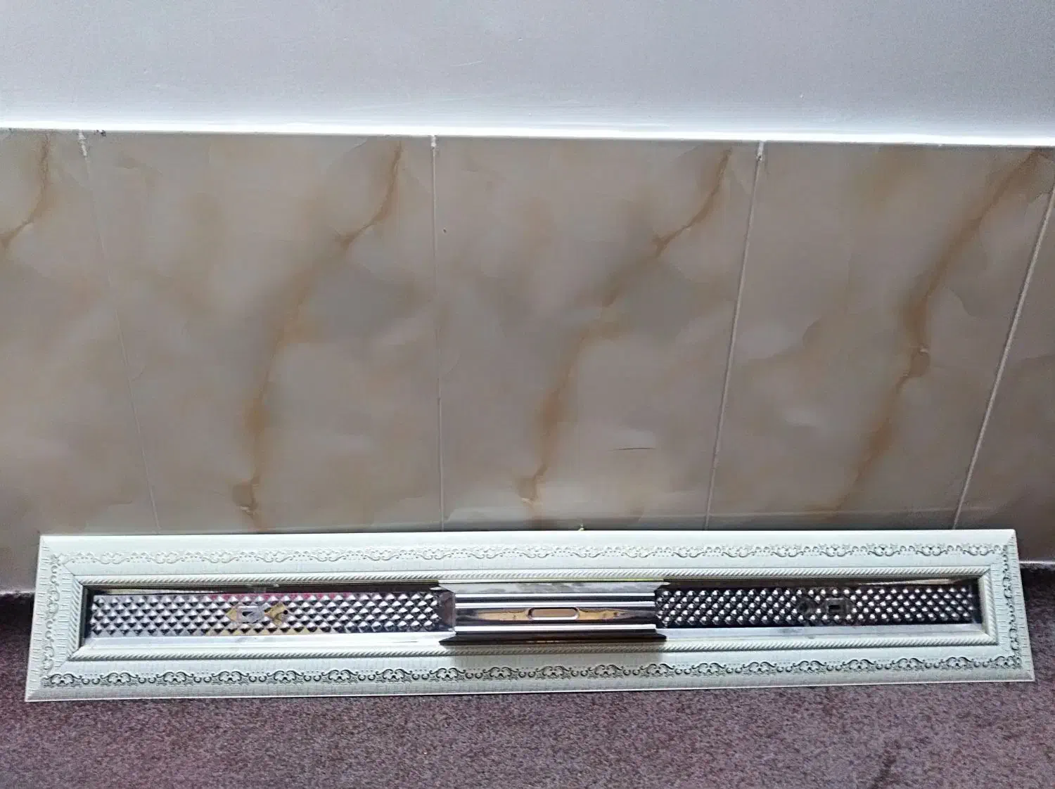 قاب مهتابی|لامپ و چراغ|جهرم, |دیوار