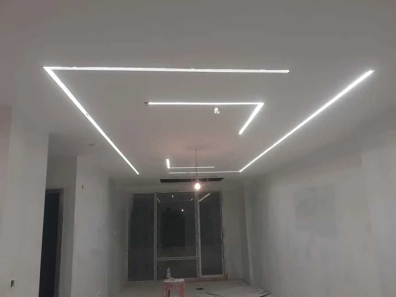 برق‌کار ساختمان و صنعتی|خدمات پیشه و مهارت|اصفهان, بهار آزادی|دیوار