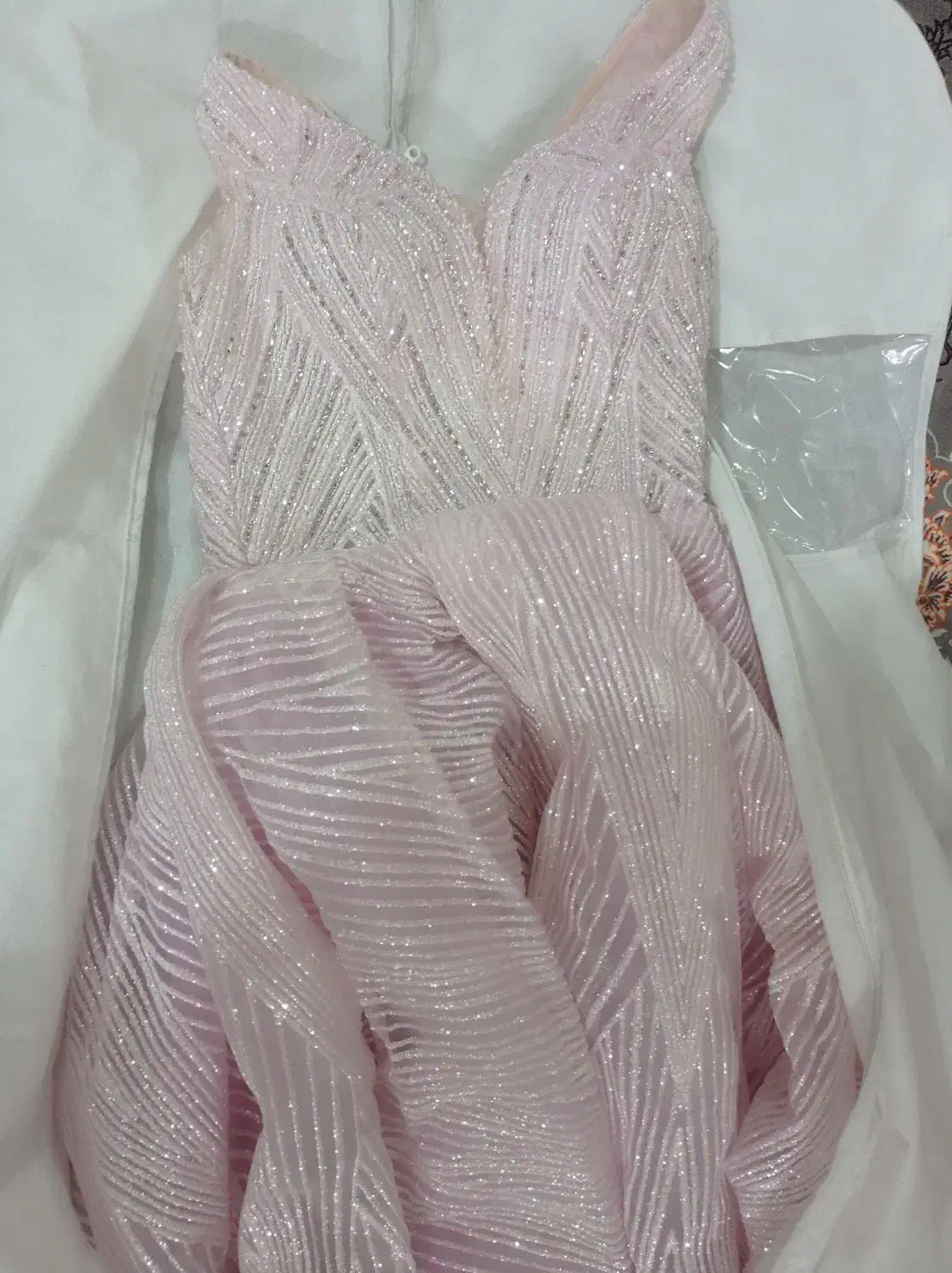 لباس مجلسی|لباس|گناباد, |دیوار