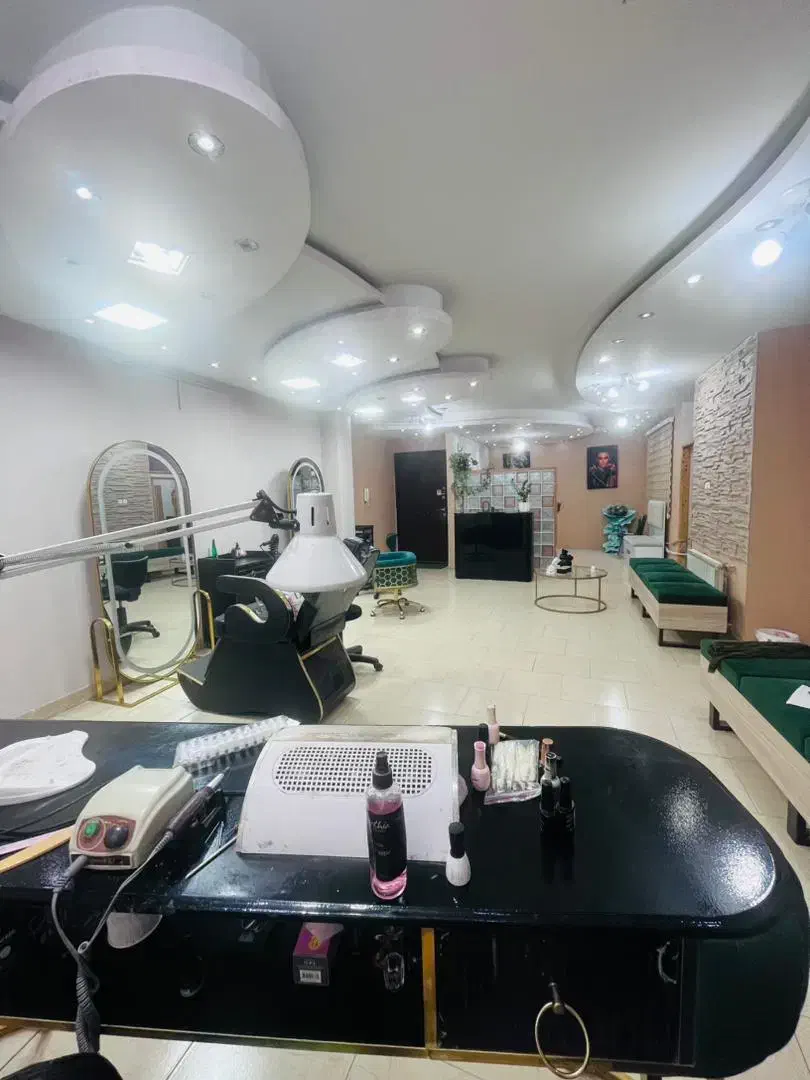 اجاره واحد ۹۲ متری اداری در براصلی معلم|اجارهٔ دفتر کار، اتاق اداری، مطب|رشت, استادسرا|دیوار