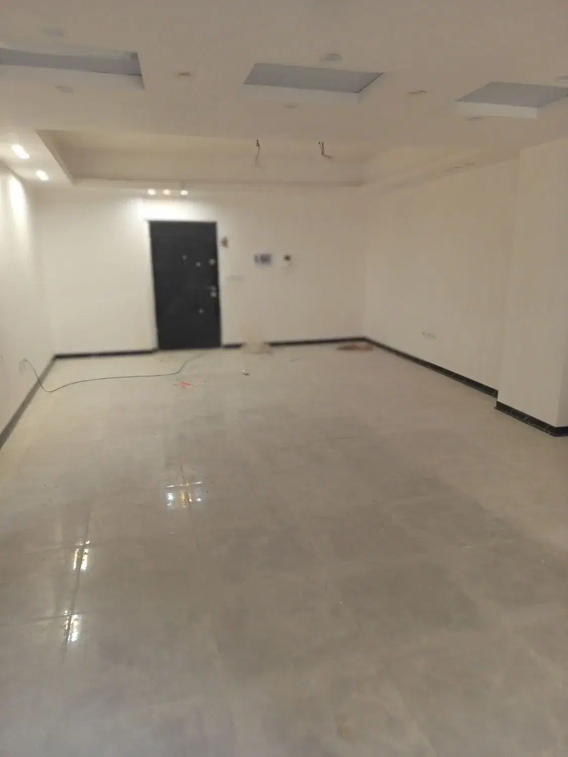 اجاره 90 متری کلید نخورده حق شناس (نه دی)