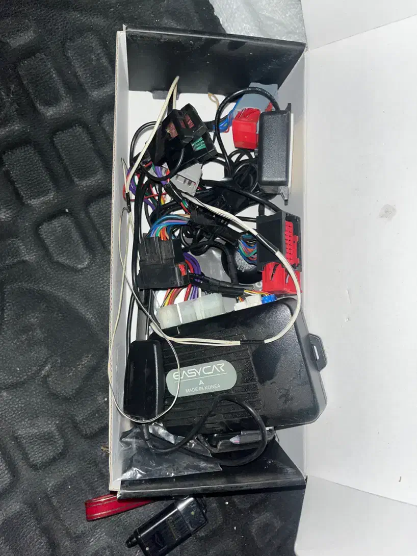 دزدگیر ماشین|قطعات یدکی و لوازم جانبی|شاهین‌شهر, حافظ جنوبی|دیوار