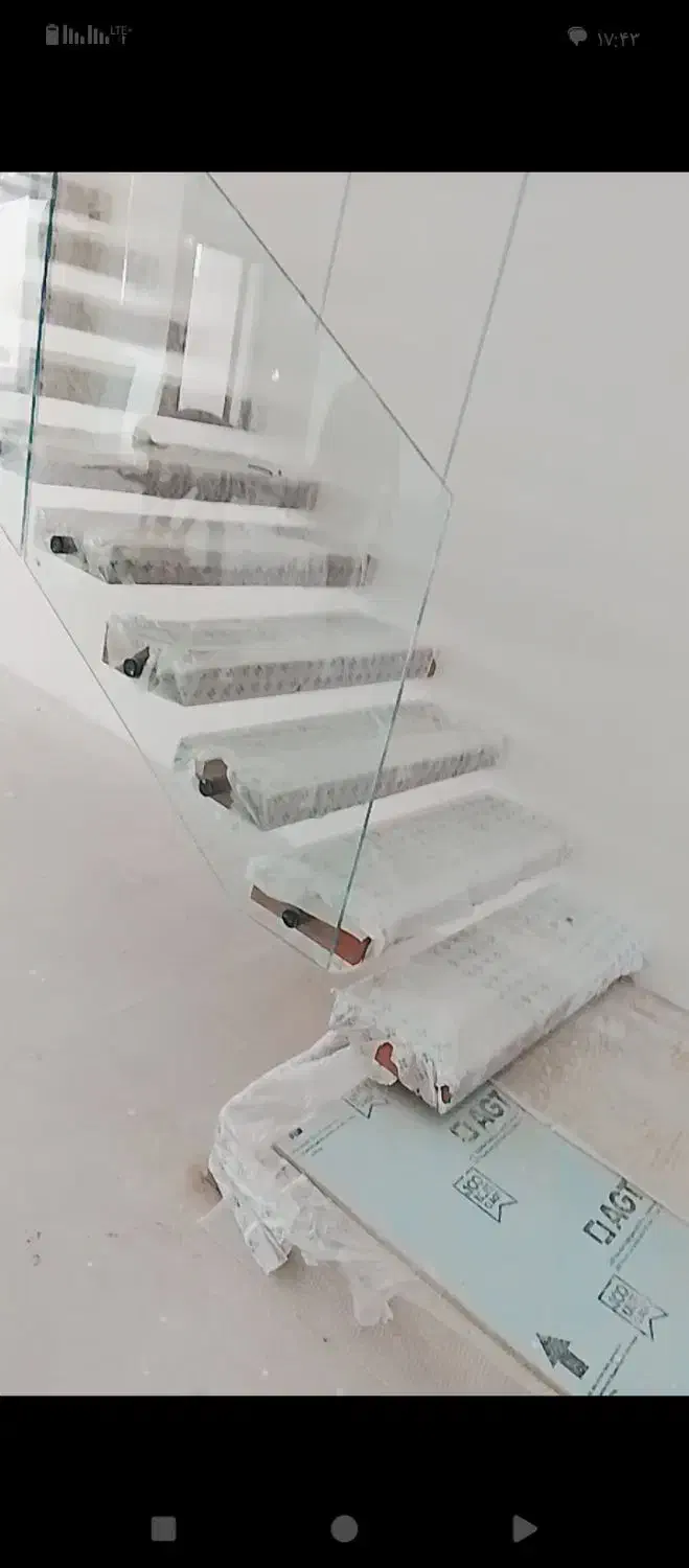 نصب و ریگلاژ شیشه سکوریت|خدمات پیشه و مهارت|مشهد, چاهشک|دیوار