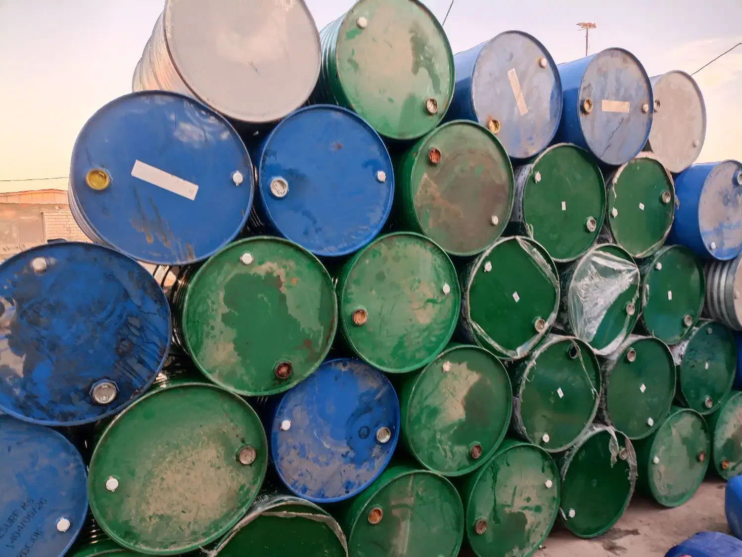 .بشکه.|عمده‌فروشی|گنبد کاووس, |دیوار