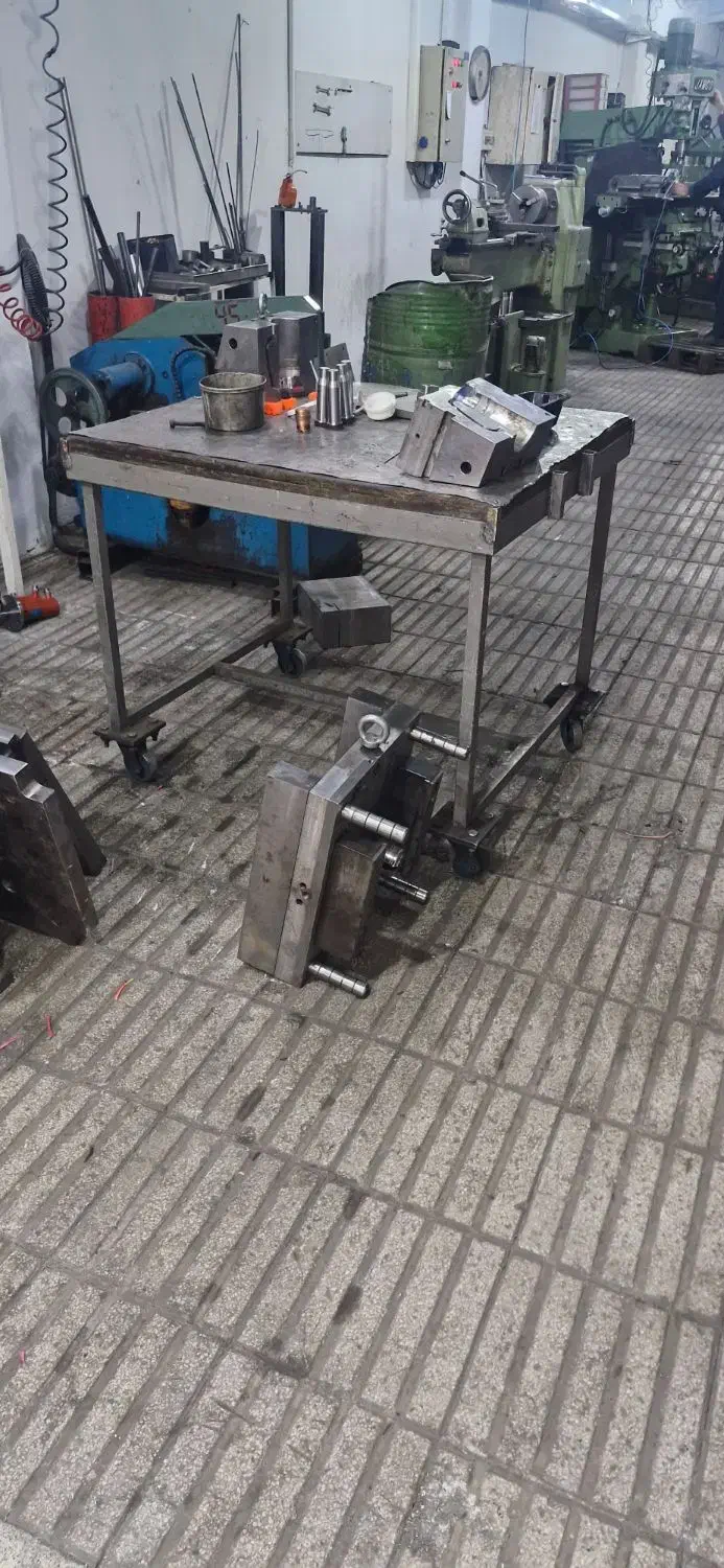 به یک نفر قالبساز ماهر نیازمندیم|استخدام صنعتی، فنی، مهندسی|تهران, تهرانپارس غربی|دیوار