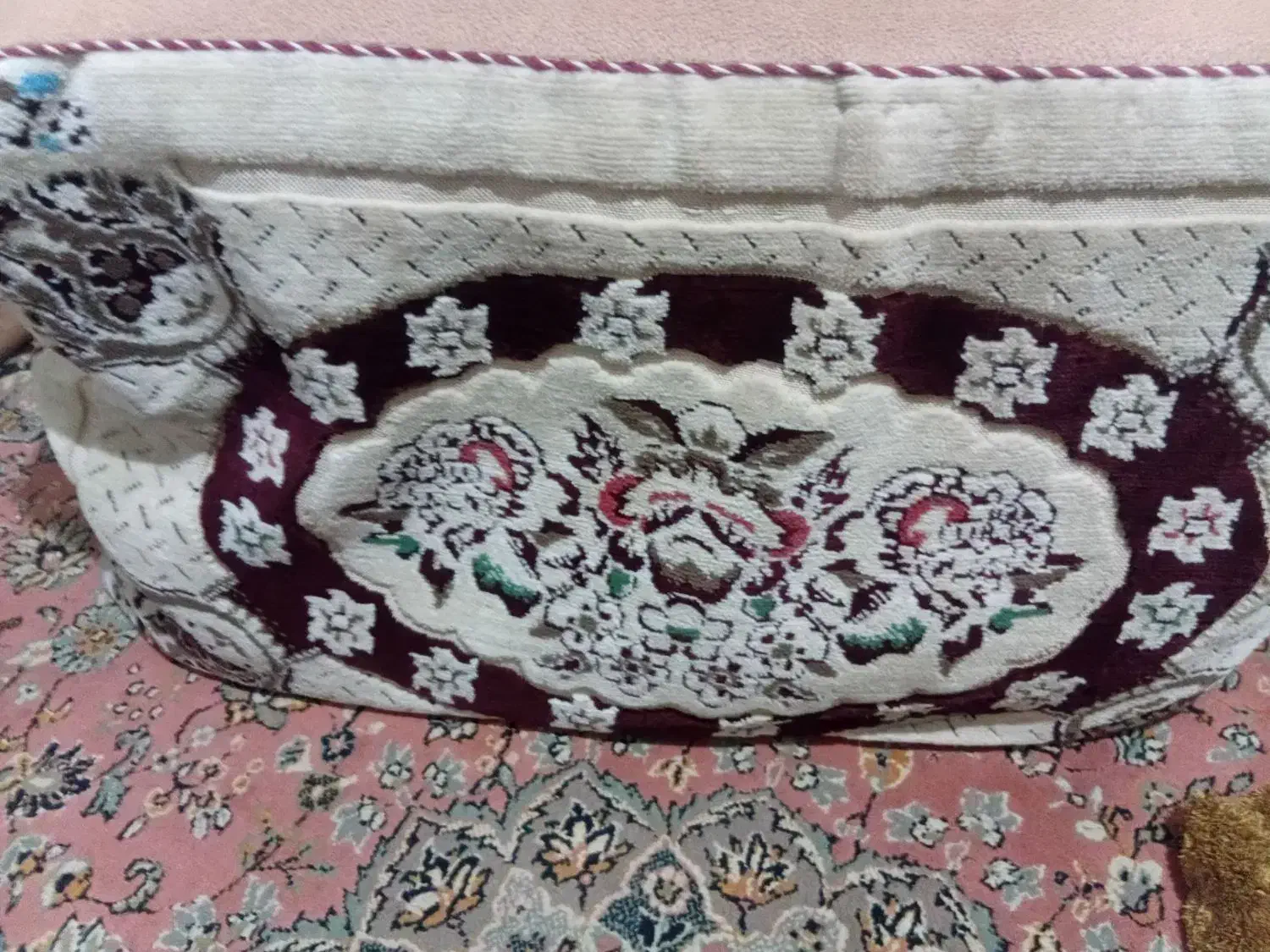 پشتی|پشتی|سنندج, |دیوار