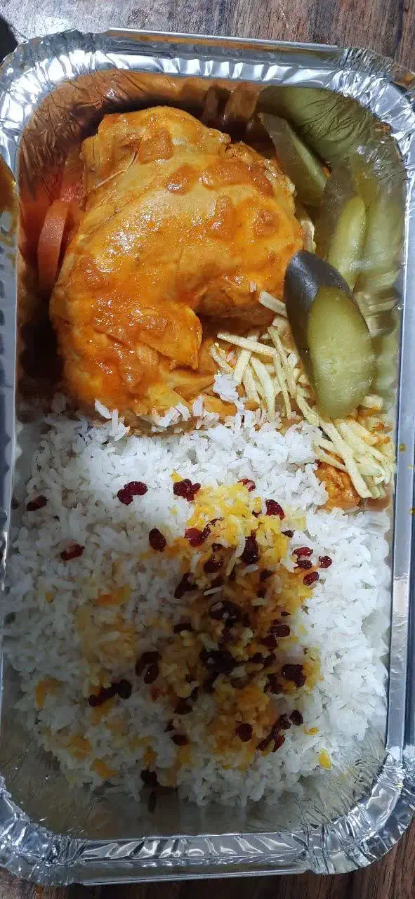 قرار داد پخت غذا جهت شرکتها کارخانجات سازمانها|خدمات پذیرایی، مراسم|یزد, |دیوار