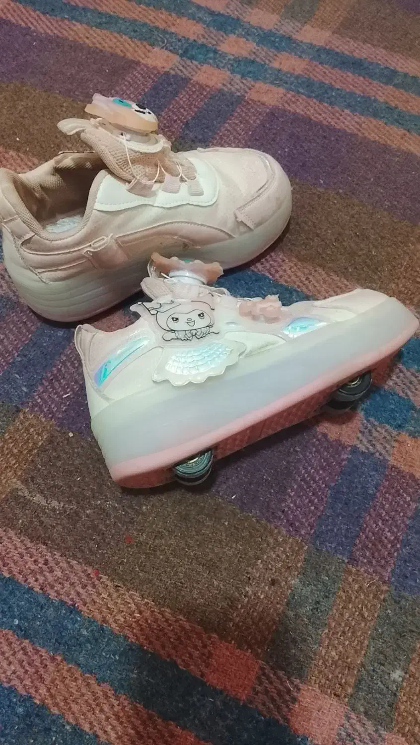 کفش اسکتی|کیف، کفش، کمربند|بندر کنگان, |دیوار