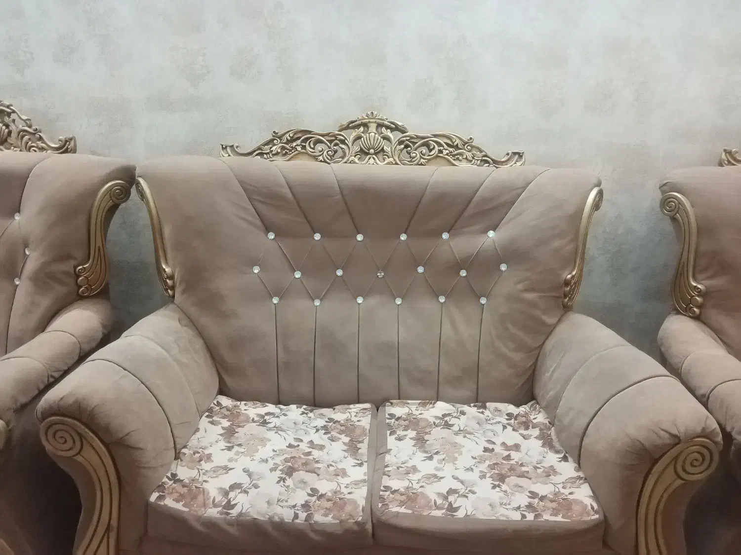 مبلمان|مبلمان خانگی و میز عسلی|بیرجند, |دیوار