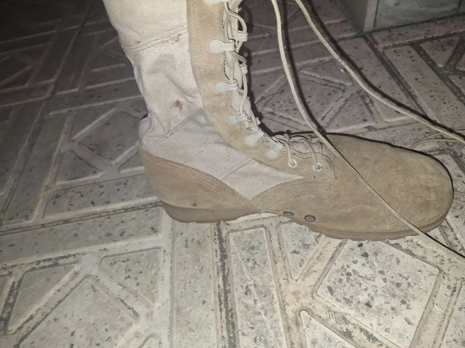 پوتین ساق بلند|کوهنوردی و کمپینگ|قزوین, |دیوار