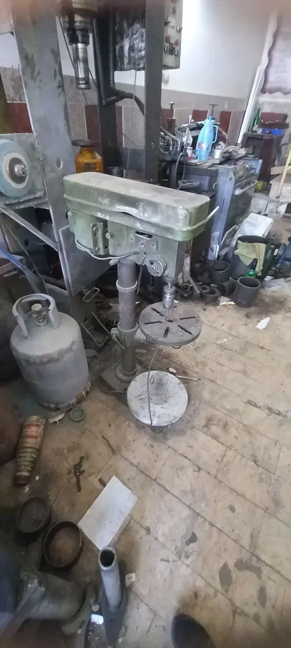 دلر|ماشینآلات صنعتی|کاشمر, |دیوار