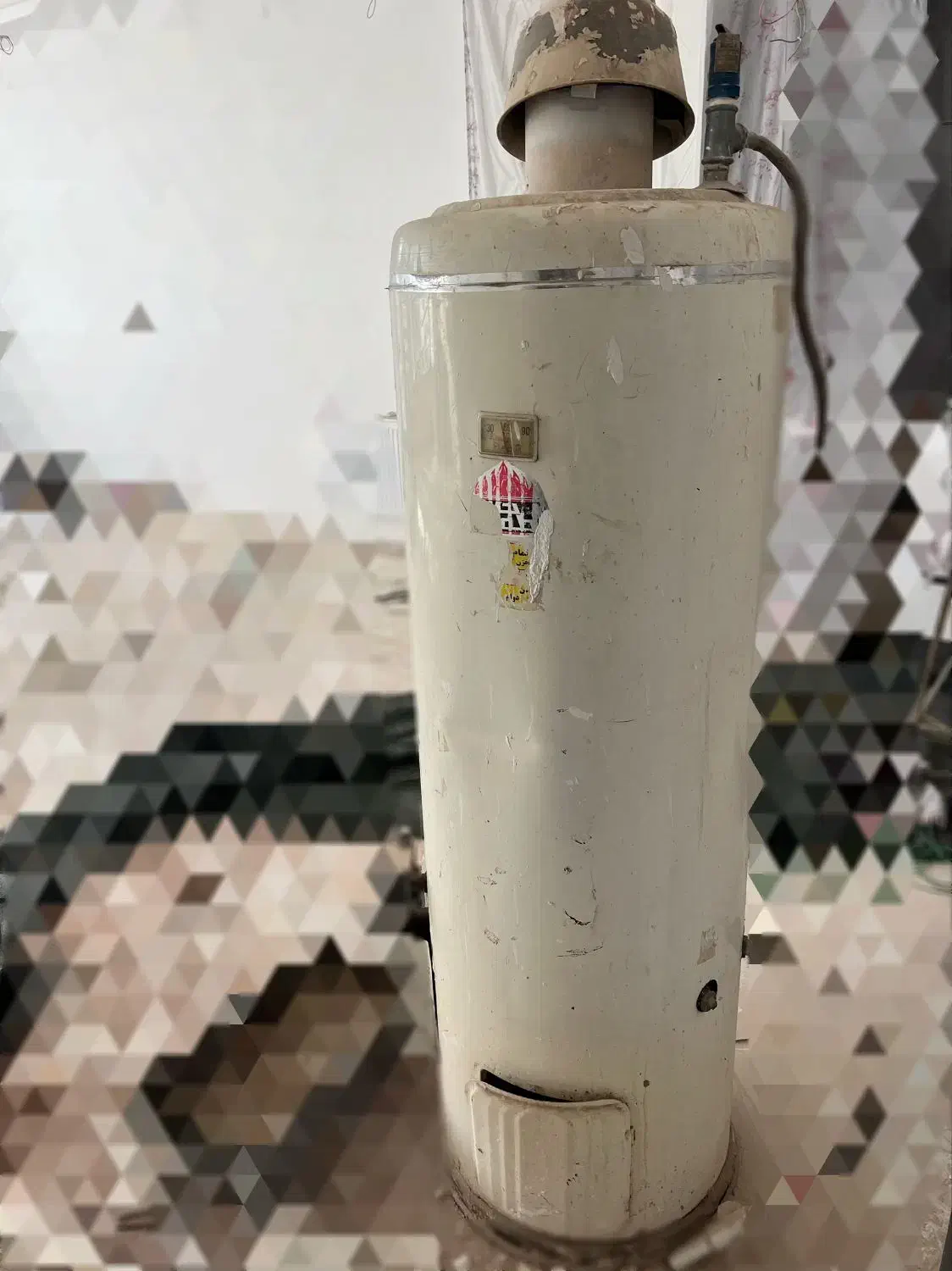 با سلام فروش آبگرم کن زمینی سالم  بدون عیب|آبگرمکن، پکیج، شوفاژ|اردکان, |دیوار