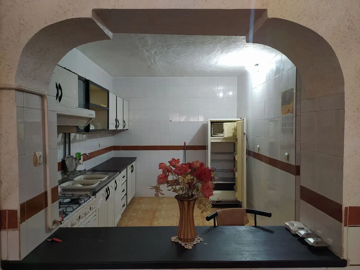 اجاره منزل نزدیک حرم با پارکینگ|اجارهٔ کوتاهمدت آپارتمان و سوئیت|طبس, |دیوار