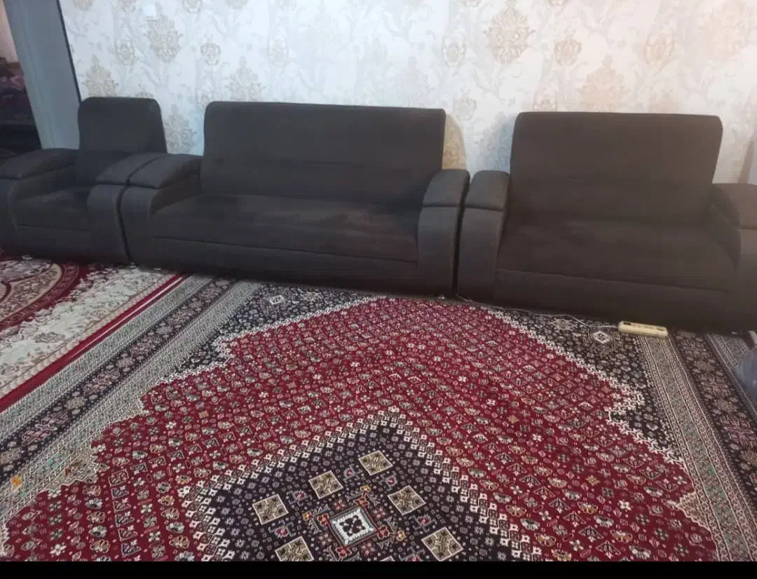 مبل راحتی ۷ نفره|مبلمان خانگی و میز عسلی|مرودشت, ثبت احوال|دیوار