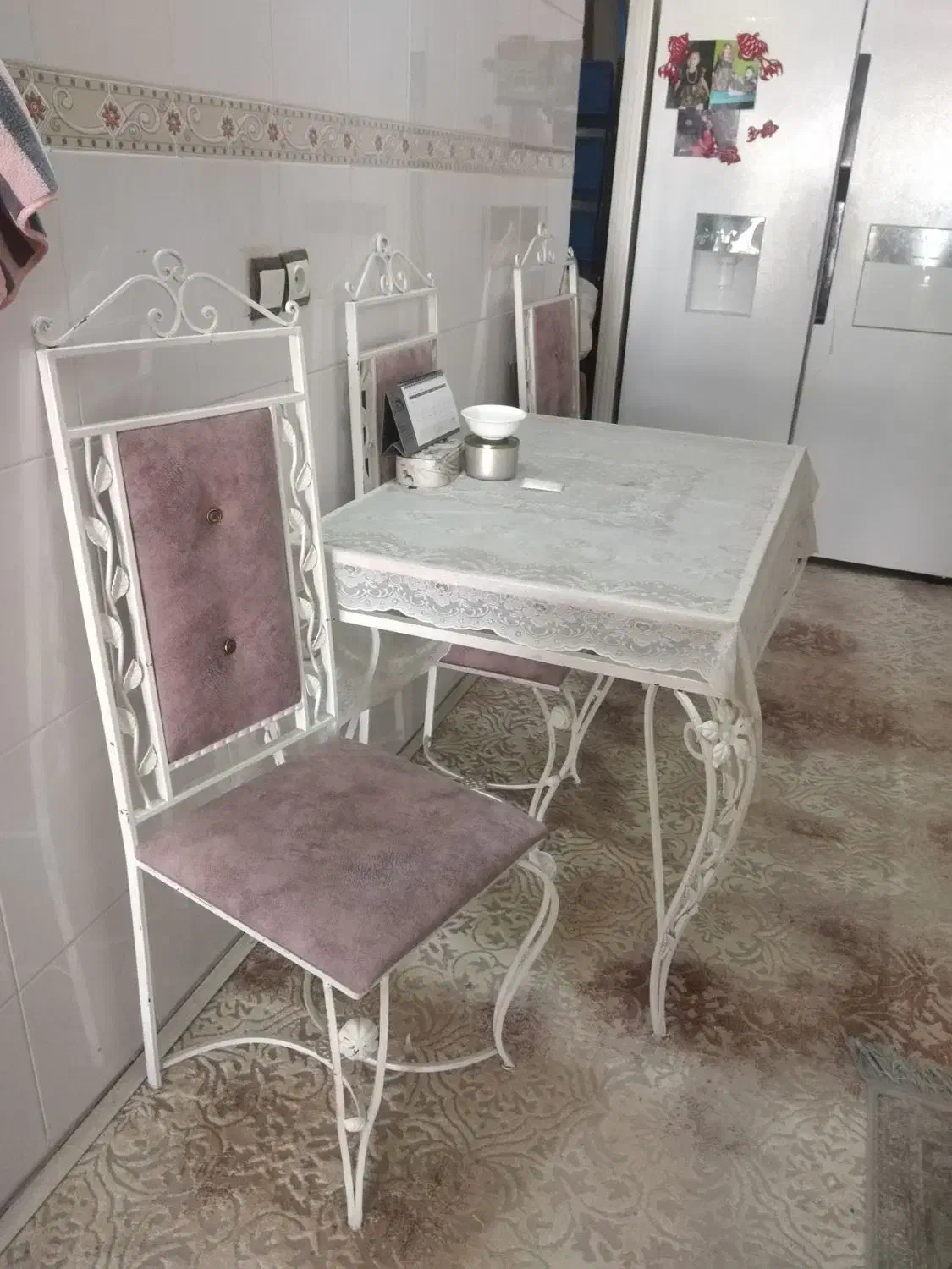 میزناهارخوری4نفره|میز و صندلی غذاخوری|نیشابور, باغ نو|دیوار