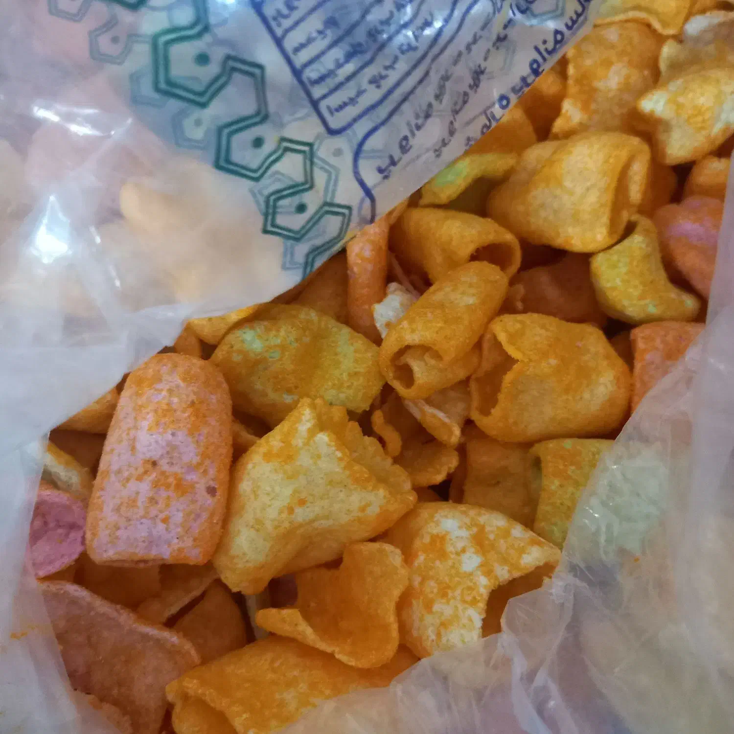 پفک|خوردنی و آشامیدنی|مشهد, نیزه|دیوار