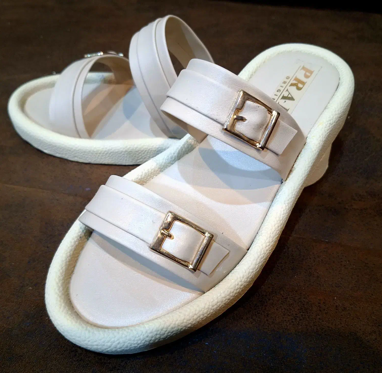 سندل های مجلسی|کیف، کفش، کمربند|ری, دولت‌آباد|دیوار