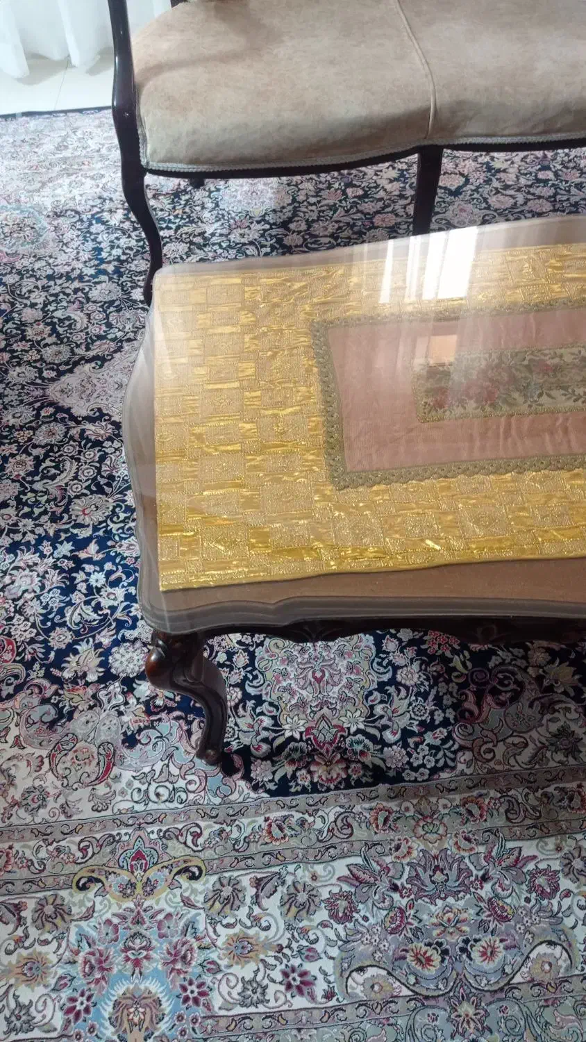 میز جلو مبلی چوب گردو|مبلمان خانگی و میز عسلی|رباط‌کریم, رباط‌کریم|دیوار