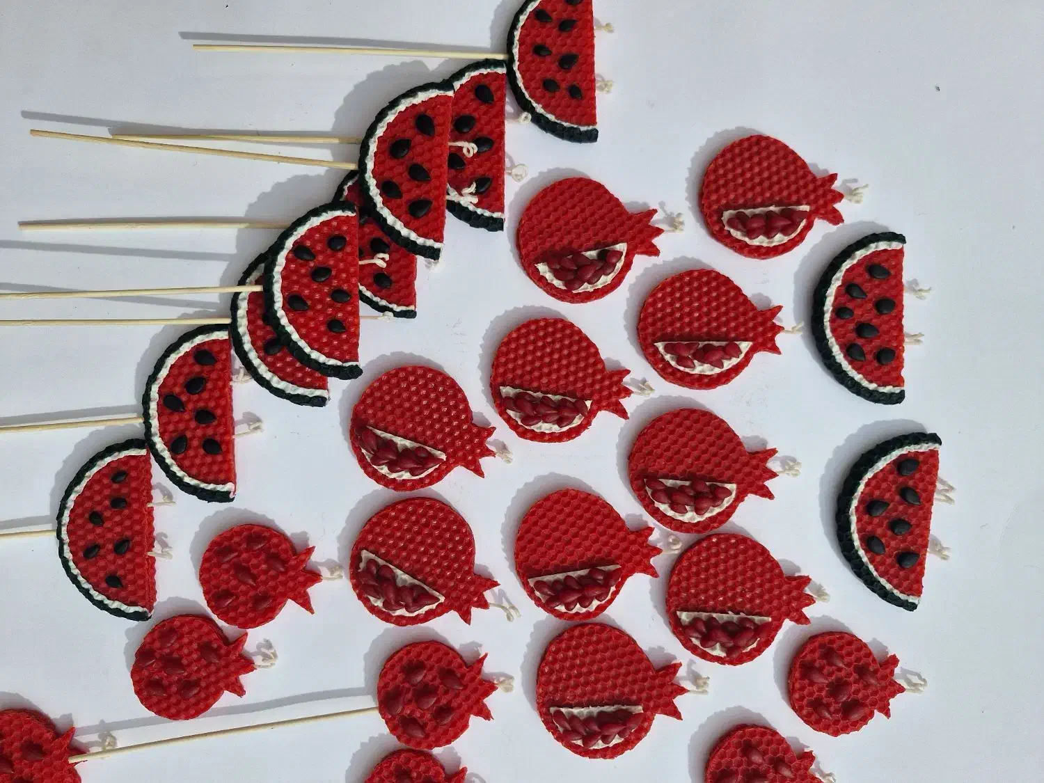 شمع یلدایی موم عسل  هندوانه ،انار و...|صنایع دستی و سایر لوازم تزئینی|کرمان, |دیوار