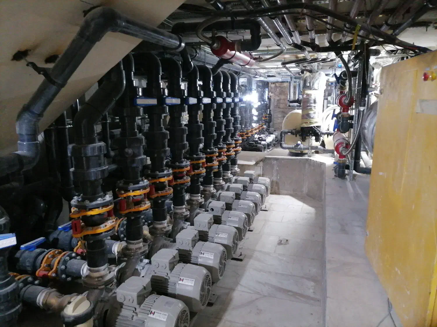 کارگر تاسیسات لوله کشی نیمه ماهر - ور دست|استخدام معماری، عمران و ساختمانی|تهران, زعفرانیه|دیوار