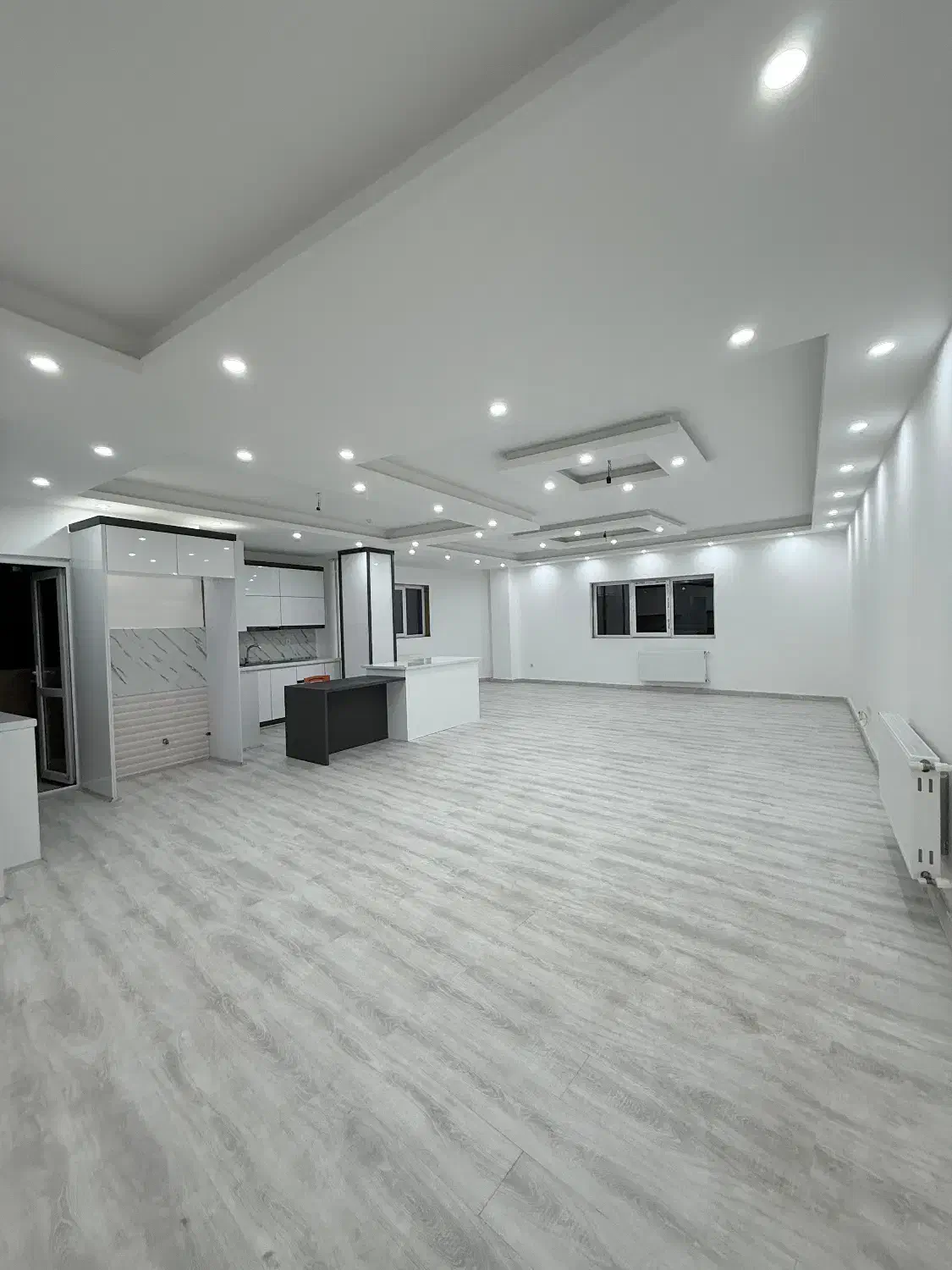 آپارتمان 162 متری/خوش قیمت/ویو/سه خواب/آزادگان|فروش آپارتمان|رشت, آزادگان|دیوار