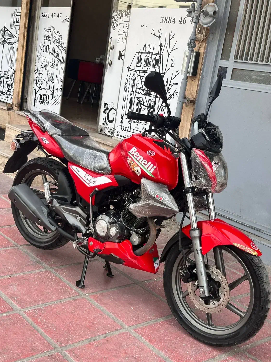 بنلی 150مدل 1400|موتورسیکلت|قم, شاه ابراهیم|دیوار