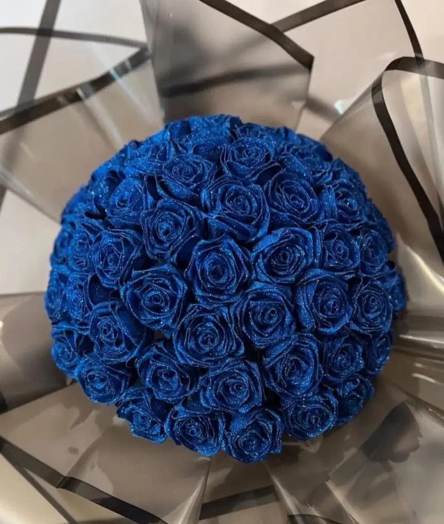 پول آرایی و باکس کادو و گل آرایی|گل مصنوعی|تبریز, |دیوار