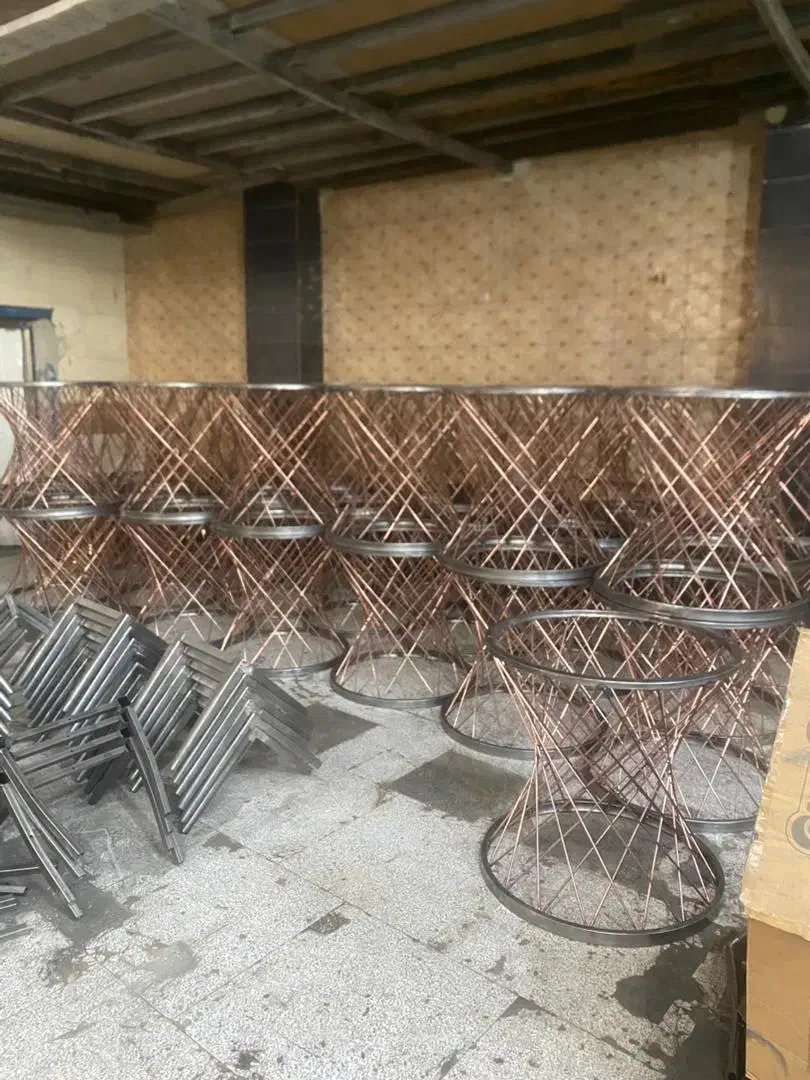 صندلی تالار نقره ای|میز و صندلی غذاخوری|رباط‌کریم, رباط‌کریم|دیوار