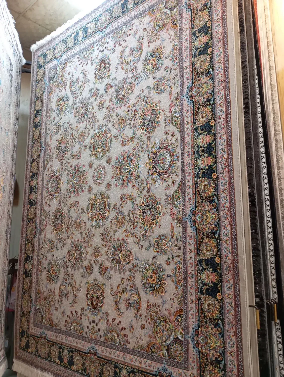 فرش 9متری|فرش|رشت, خواهر امام|دیوار