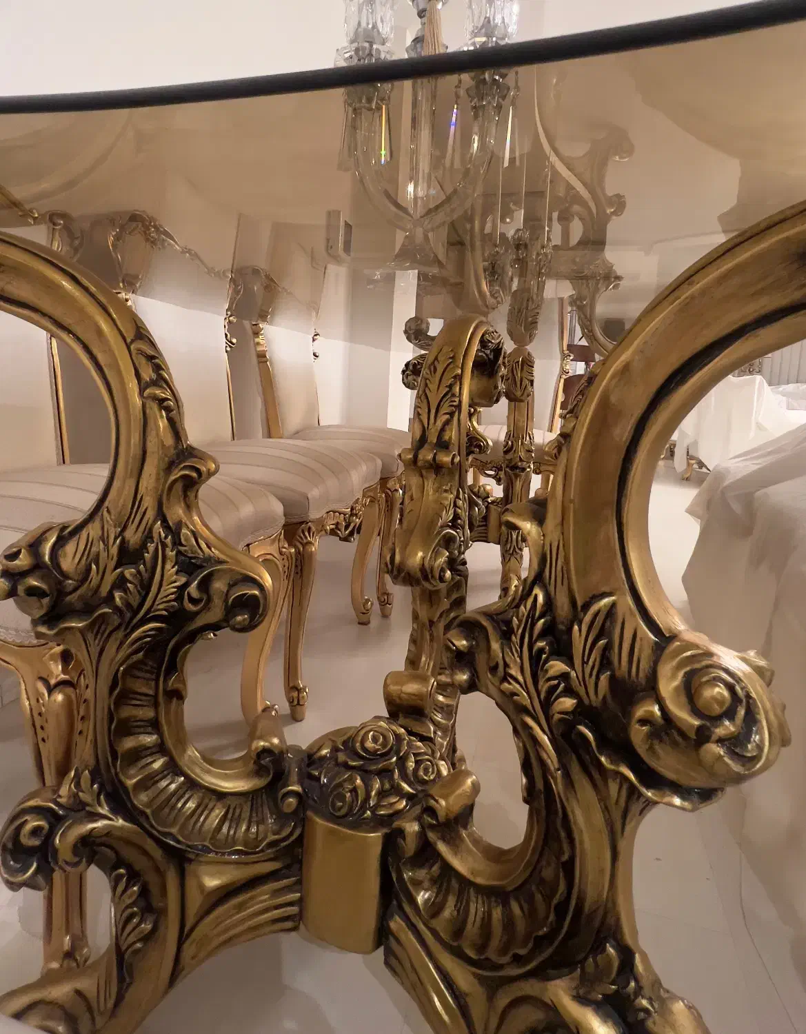 میز ناهارخوری ۸ نفره طلایی|میز و صندلی غذاخوری|قزوین, |دیوار