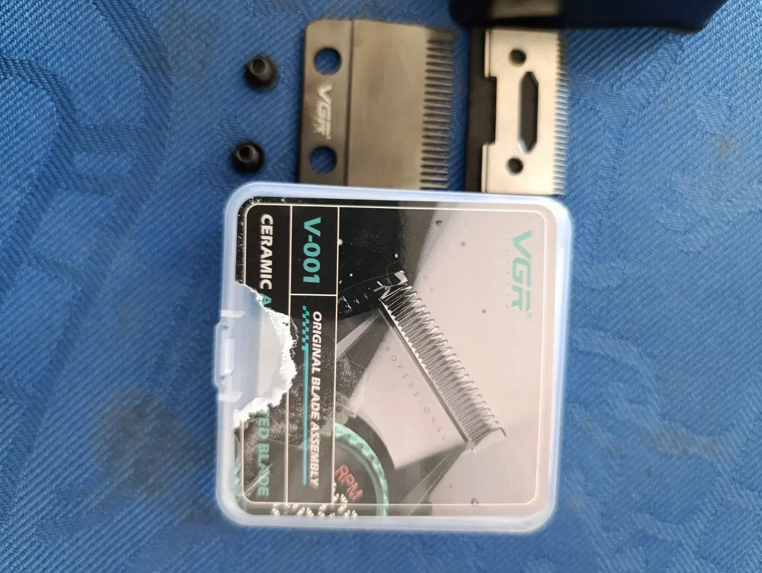 تیغ زیر و رو ماشین اصلاح وی جی ار ۰۰۱|آرایشی، بهداشتی، درمانی|میانه, |دیوار