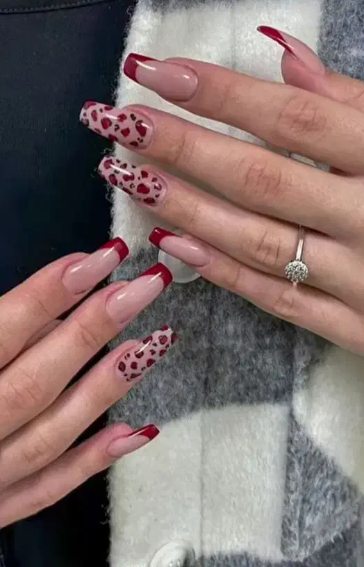 کاشت ناخن ،،کفسابی وپدیکور،موخوره گیری|خدمات آرایشگری و زیبایی|ساوه, |دیوار