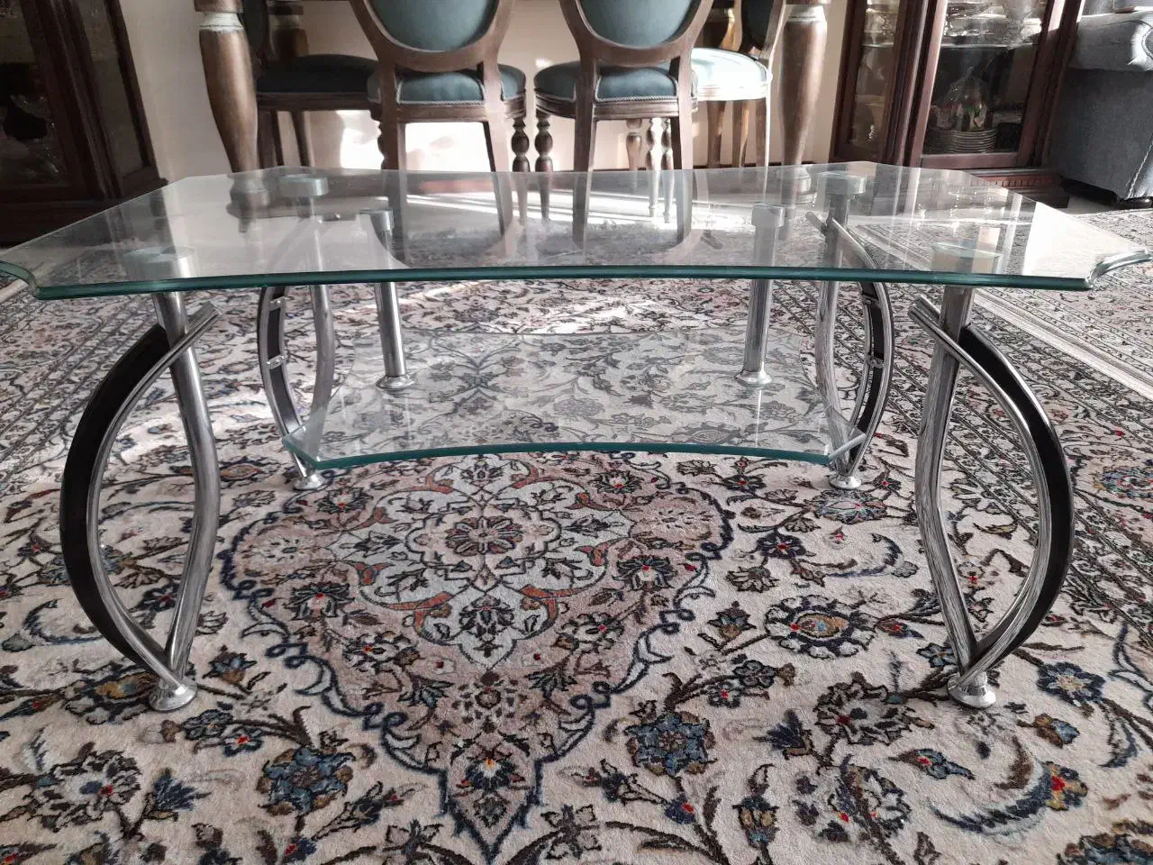 میز شیشه ای جلو مبلی|مبلمان خانگی و میز عسلی|تهران, امجدیه (خاقانی)|دیوار