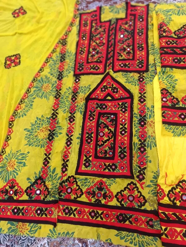لباس|لباس|چابهار, |دیوار