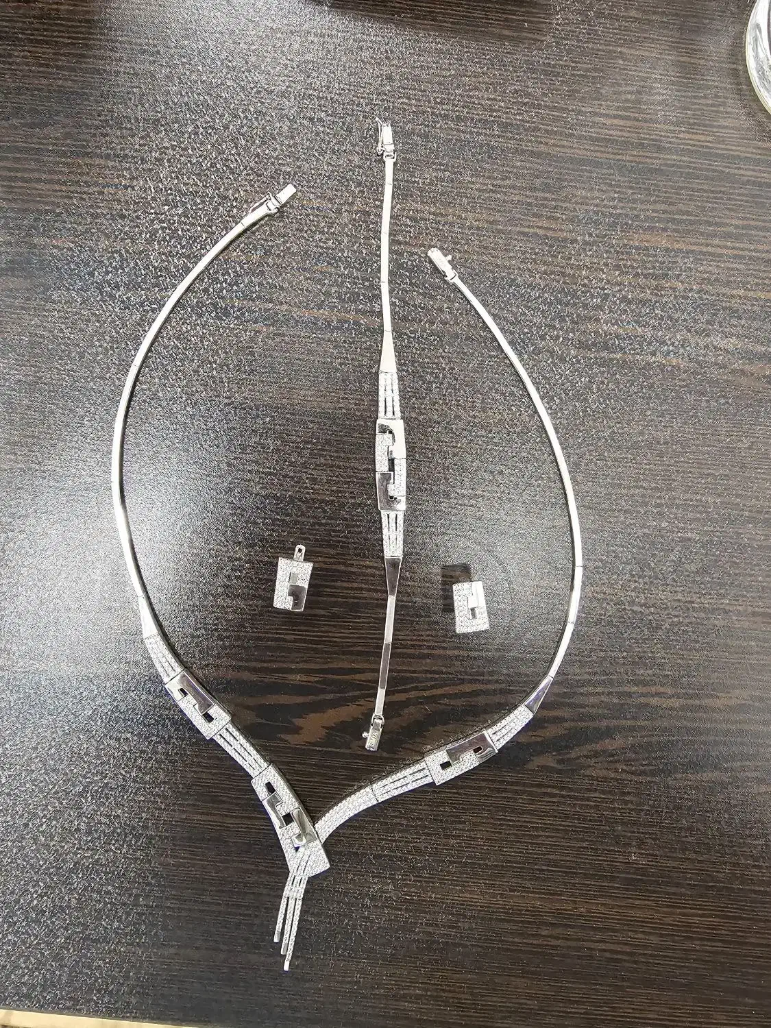 سرویس طلا نیم درصد اجرت|جواهرات|تهران, میدان ولیعصر|دیوار